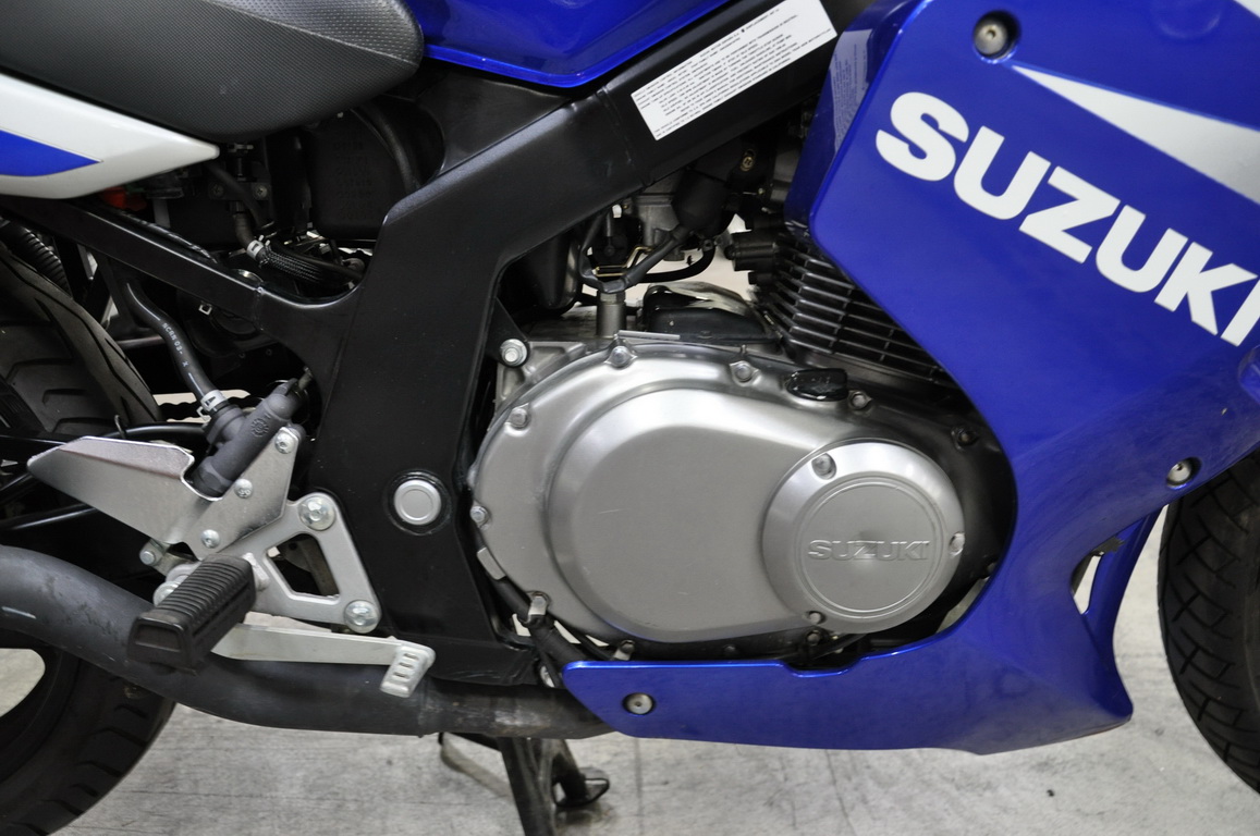 Купить мотоцикл Suzuki GS500F 2004 фото 14